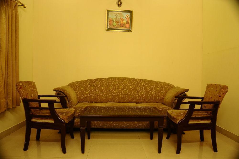 Hotel Downtown Suites Amritsar Bagian luar foto